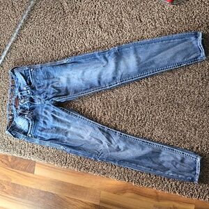 Women's rock revival jeans